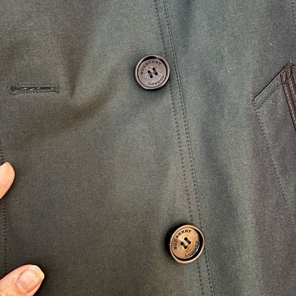 Burberry Dark Green Trench Coat with Check Lining - Picture 4 of 9